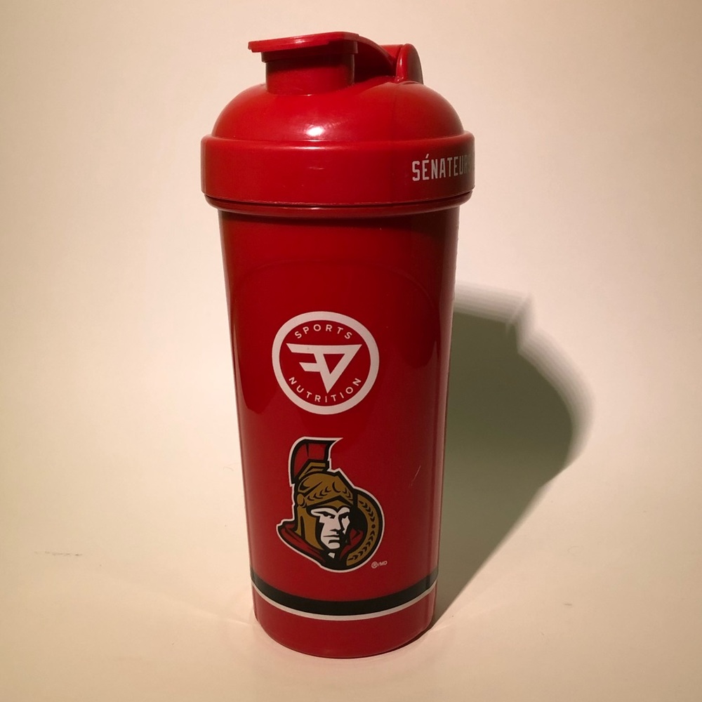 🏒 [2/$25] SPORTS NUTRITION NHL OTTAWA SENATORS PLASTIC WATER BOTTLE 🏒